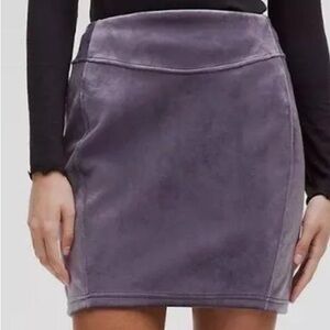 NWT - Lululemon Purple Velvet Skirt - Size L